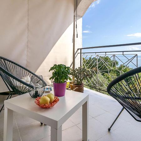 Nice Apartment In Rijeka With House Sea View Zewnętrze zdjęcie