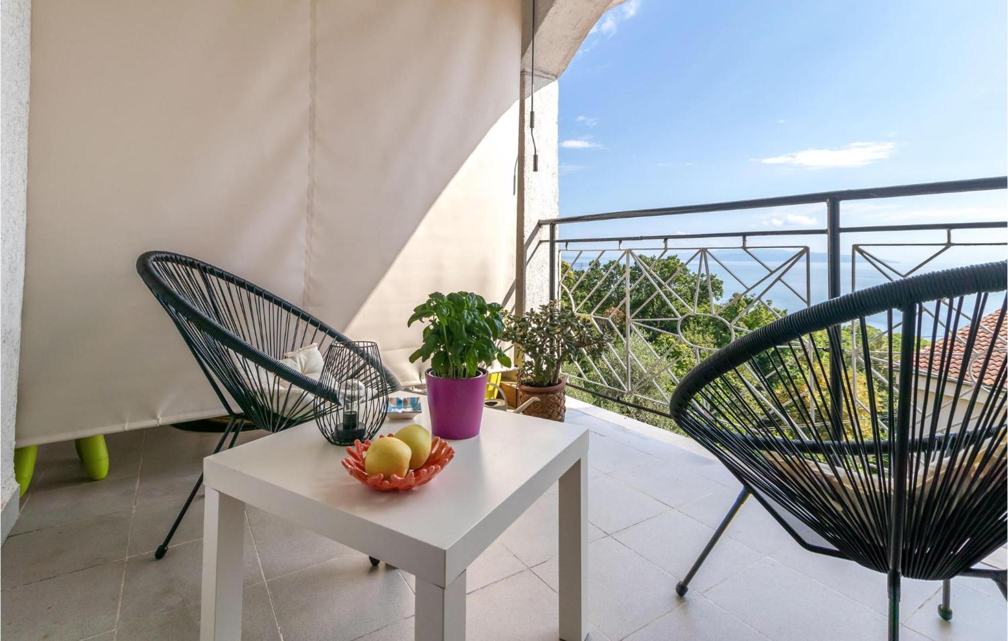 Nice Apartment In Rijeka With House Sea View Zewnętrze zdjęcie