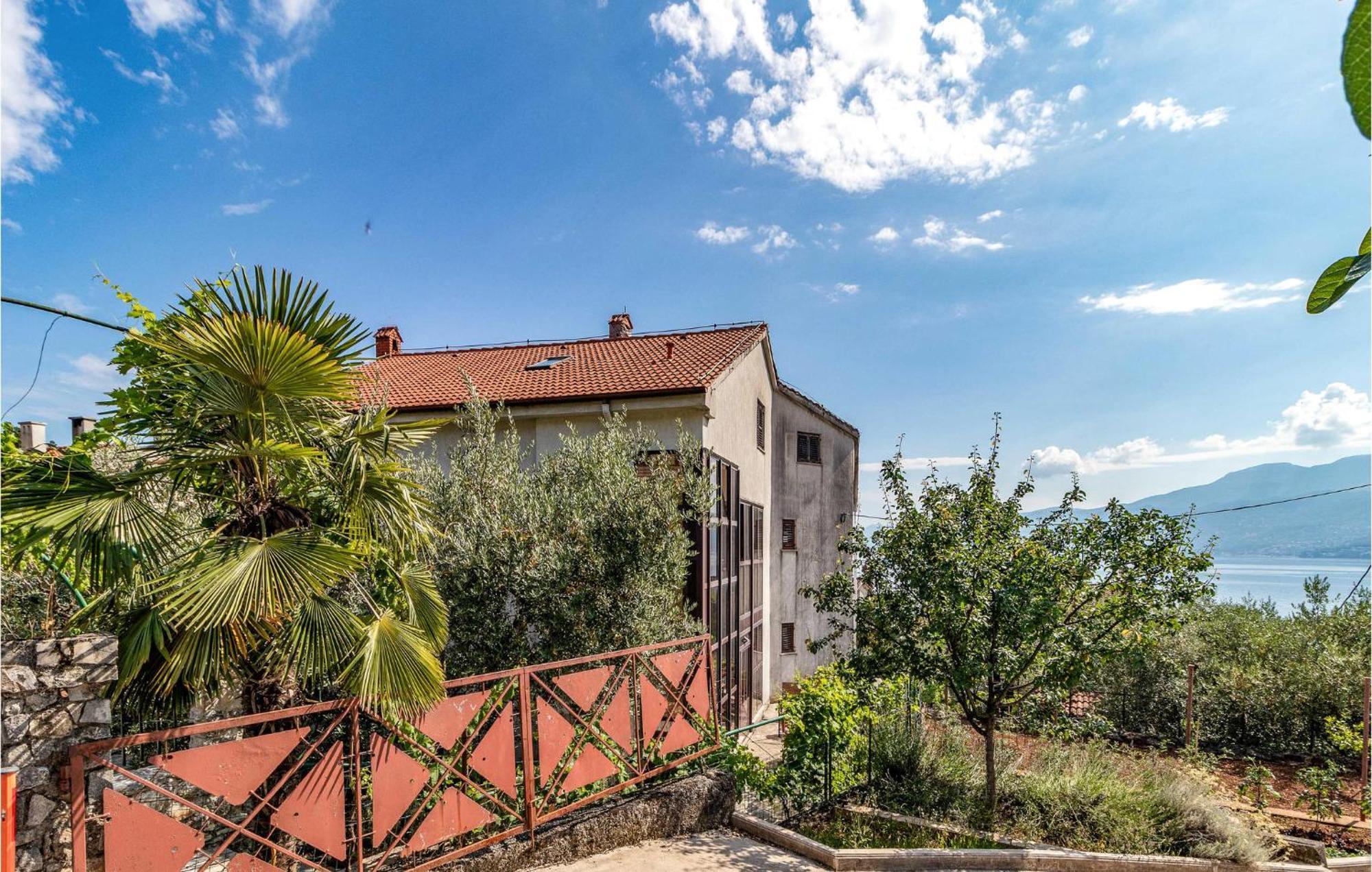 Nice Apartment In Rijeka With House Sea View Zewnętrze zdjęcie