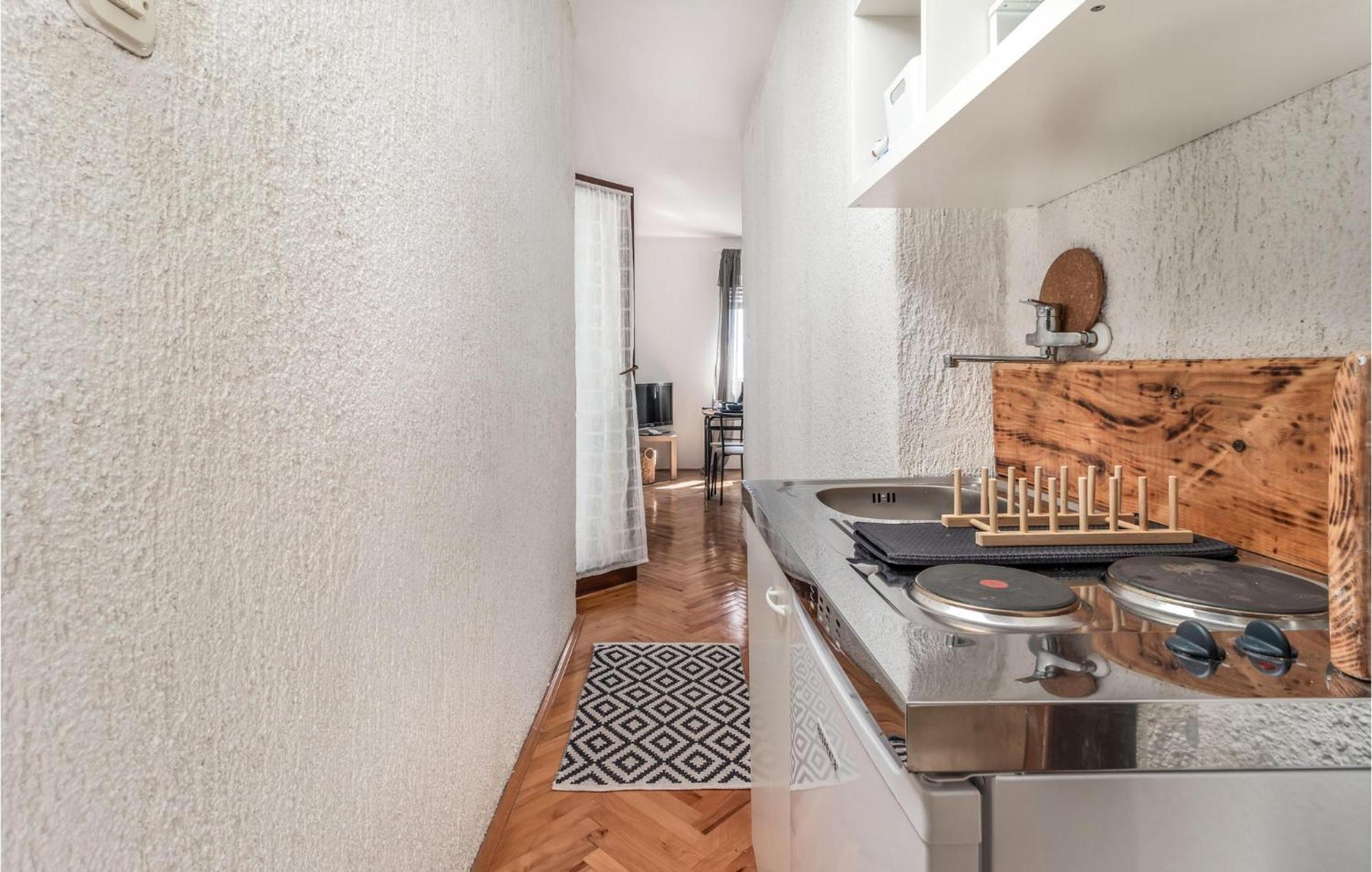 Nice Apartment In Rijeka With House Sea View Zewnętrze zdjęcie