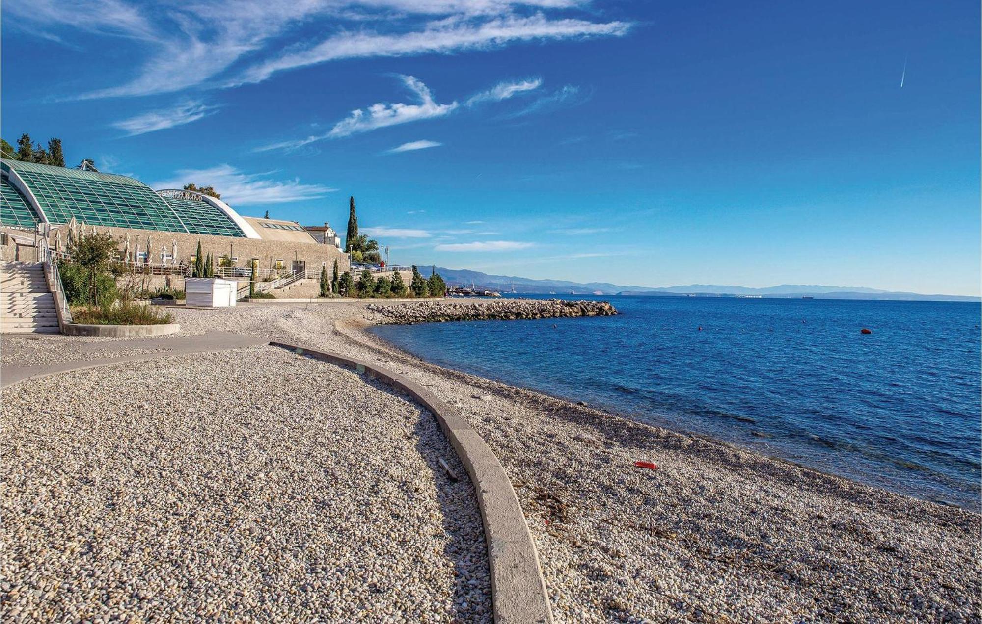 Nice Apartment In Rijeka With House Sea View Zewnętrze zdjęcie